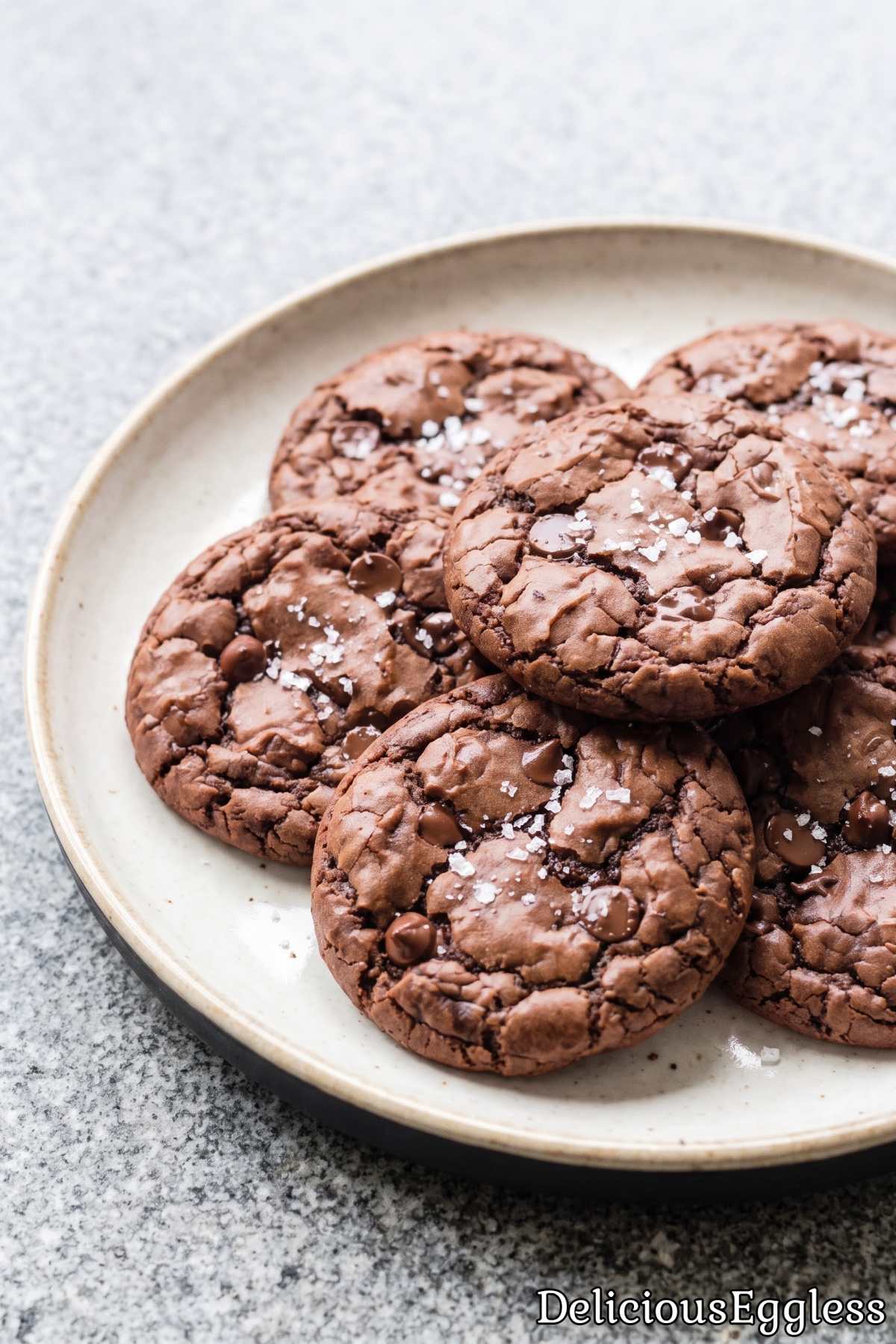 Freshly baked eggless brownie cookies