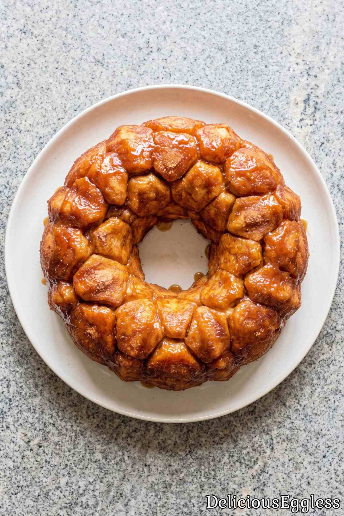 Gooey eggless caramel pull apart bread