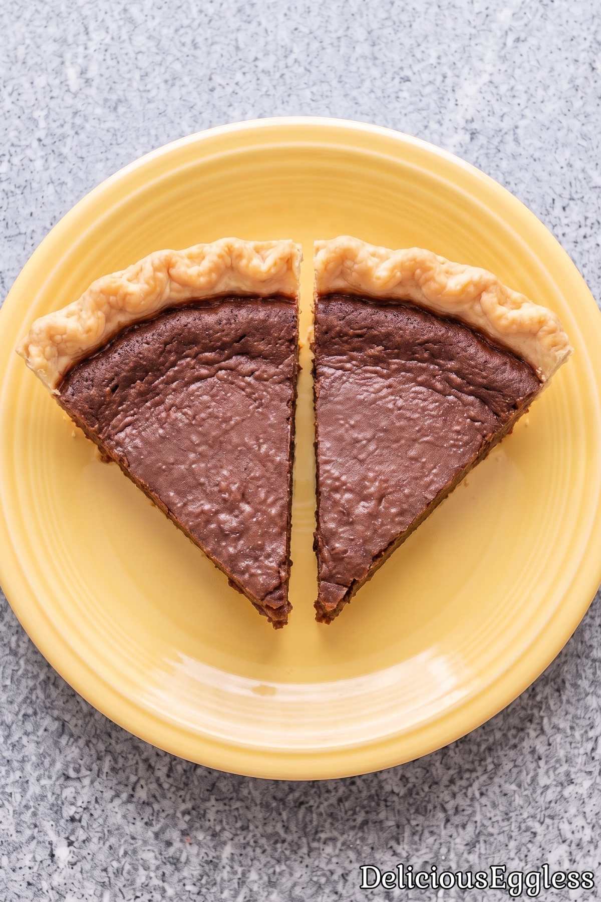 Classic chocolate chess pie without eggs