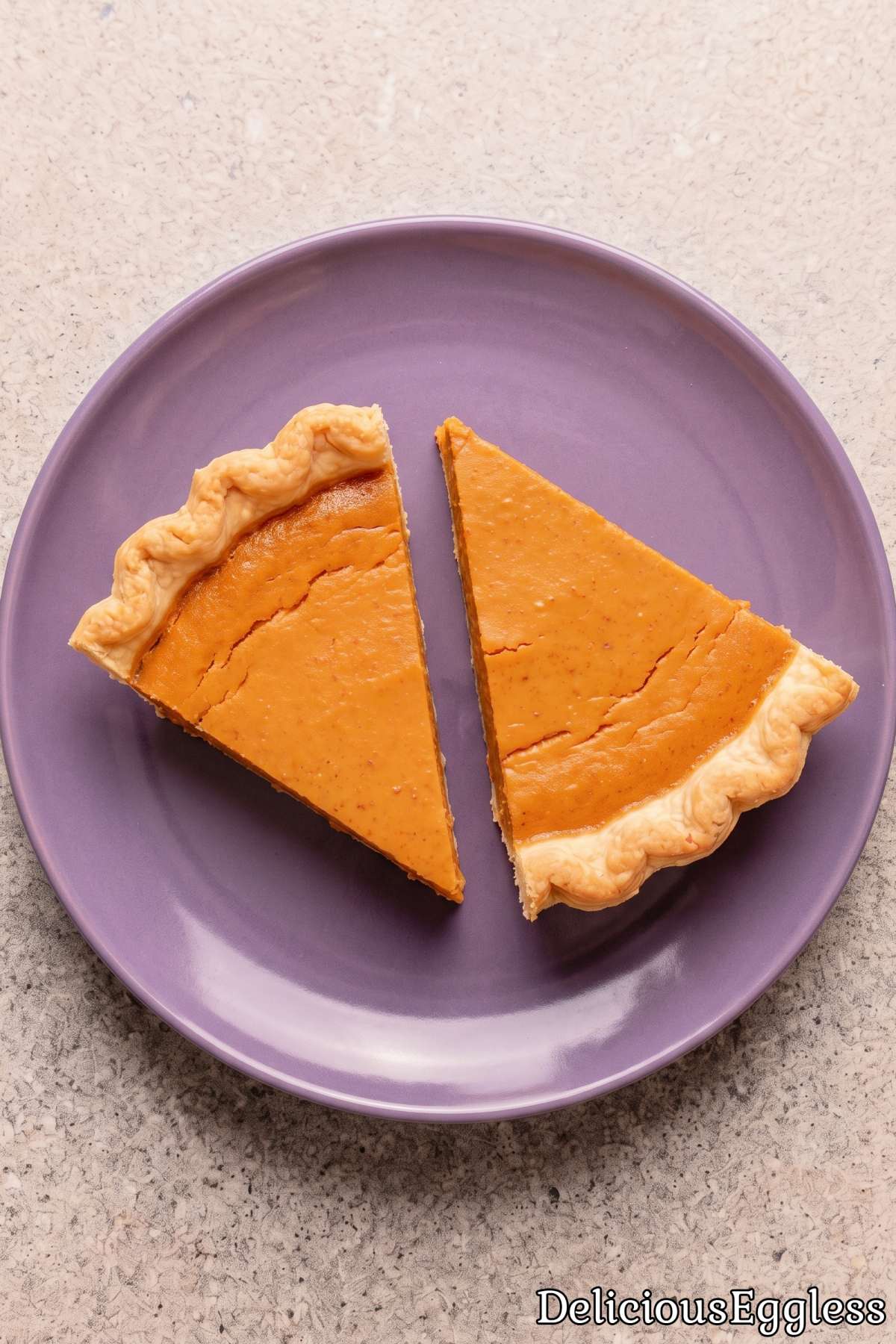 Golden baked eggless pumpkin pie