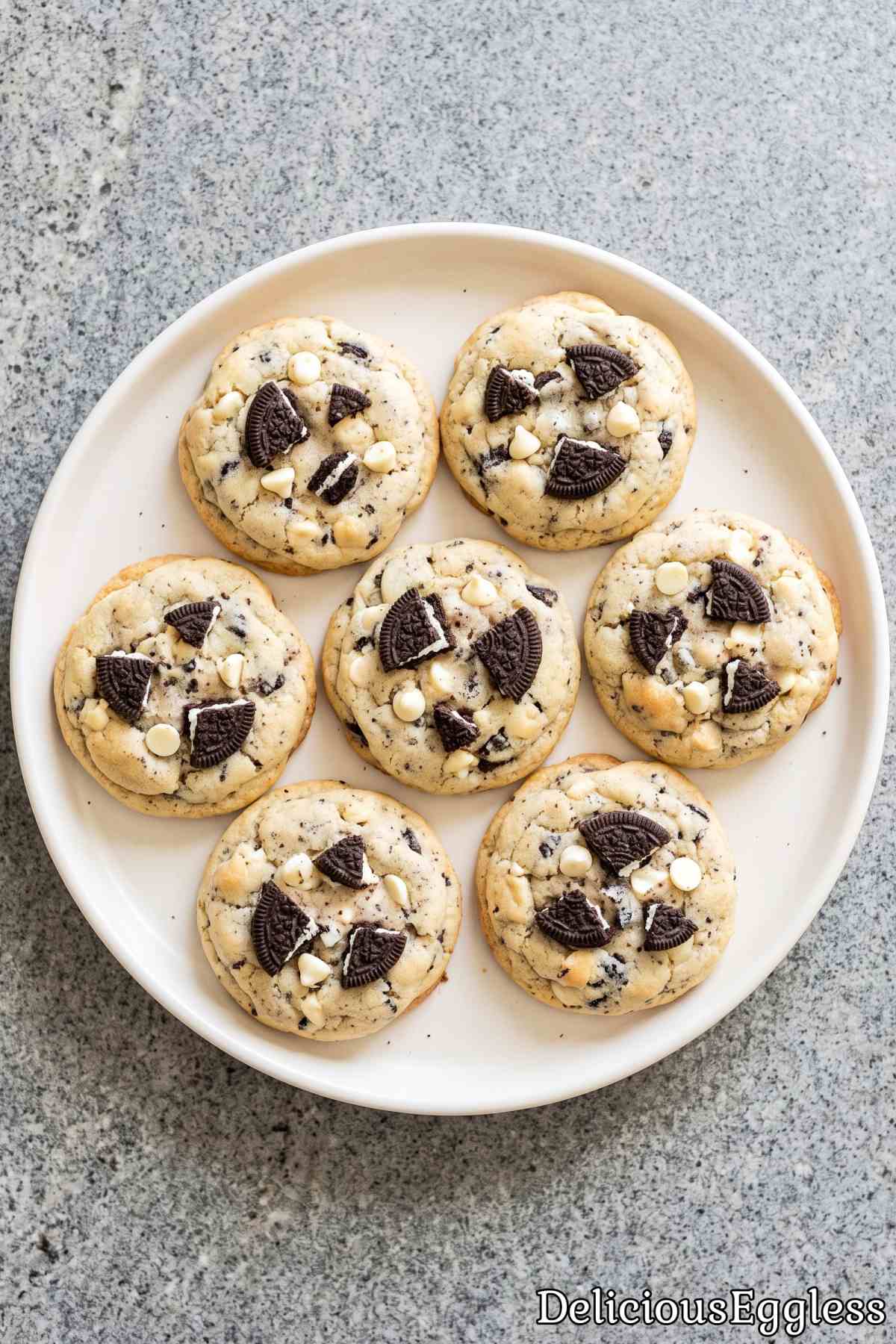Soft eggless cookies with crushed cream biscuits