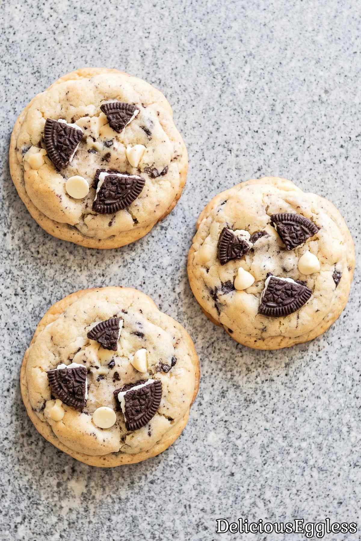 Homemade cookies and cream cookies without eggs