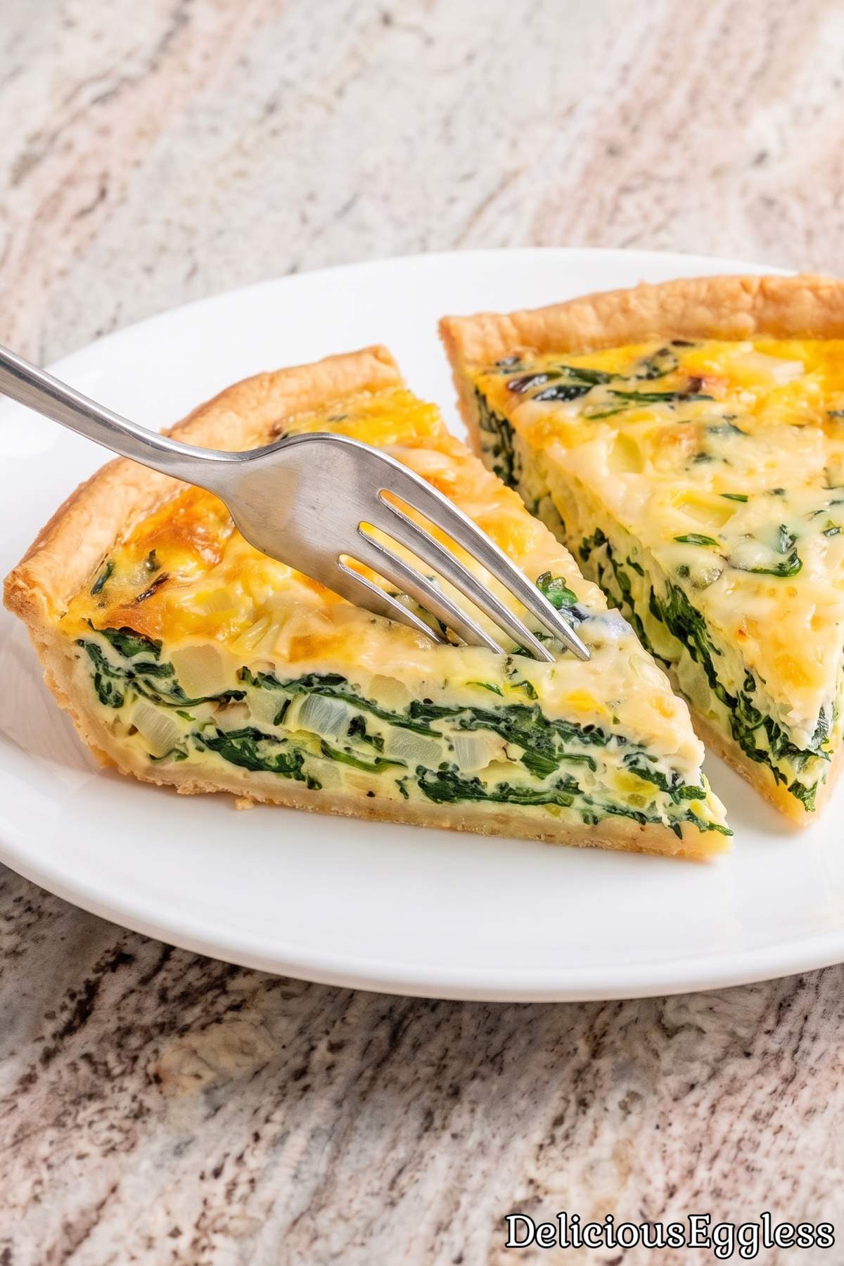Rich and creamy eggless spinach quiche