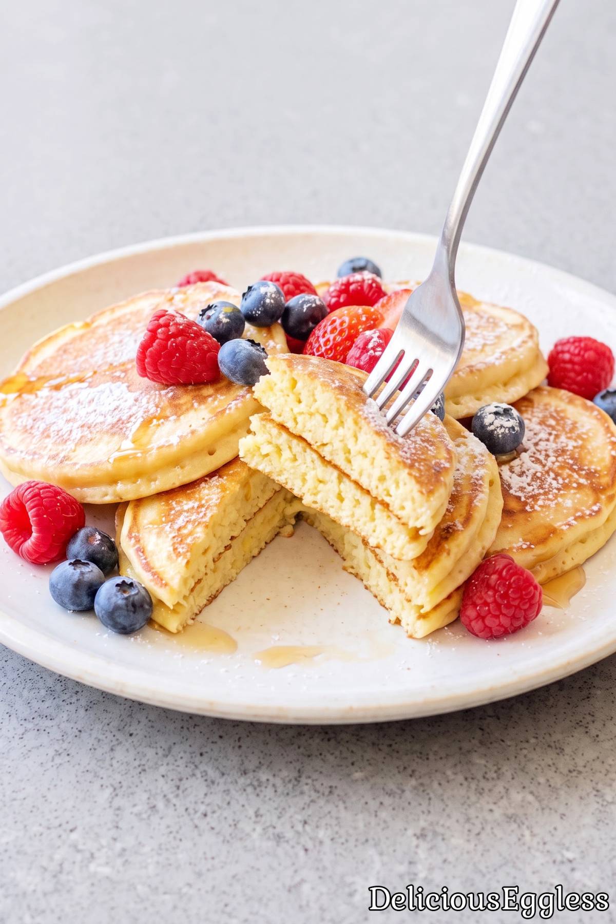 Soft zesty lemon ricotta pancakes without eggs