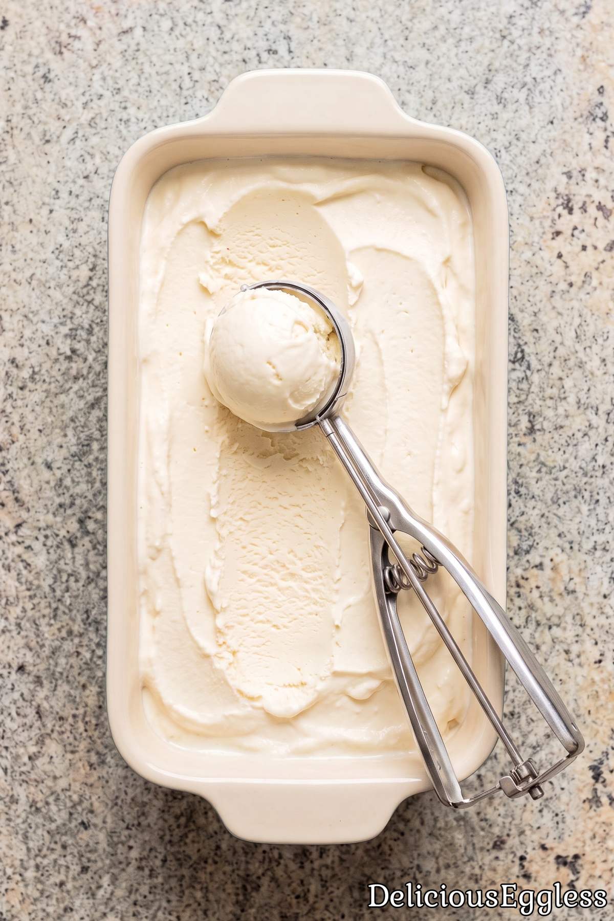 Fresh homemade no churn vanilla ice cream