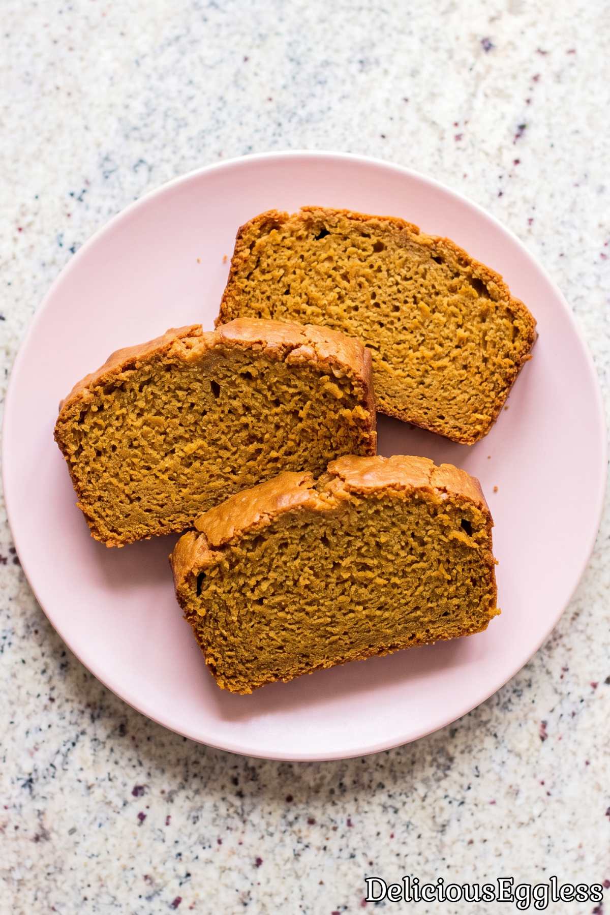 Simple classic eggless pumpkin bread