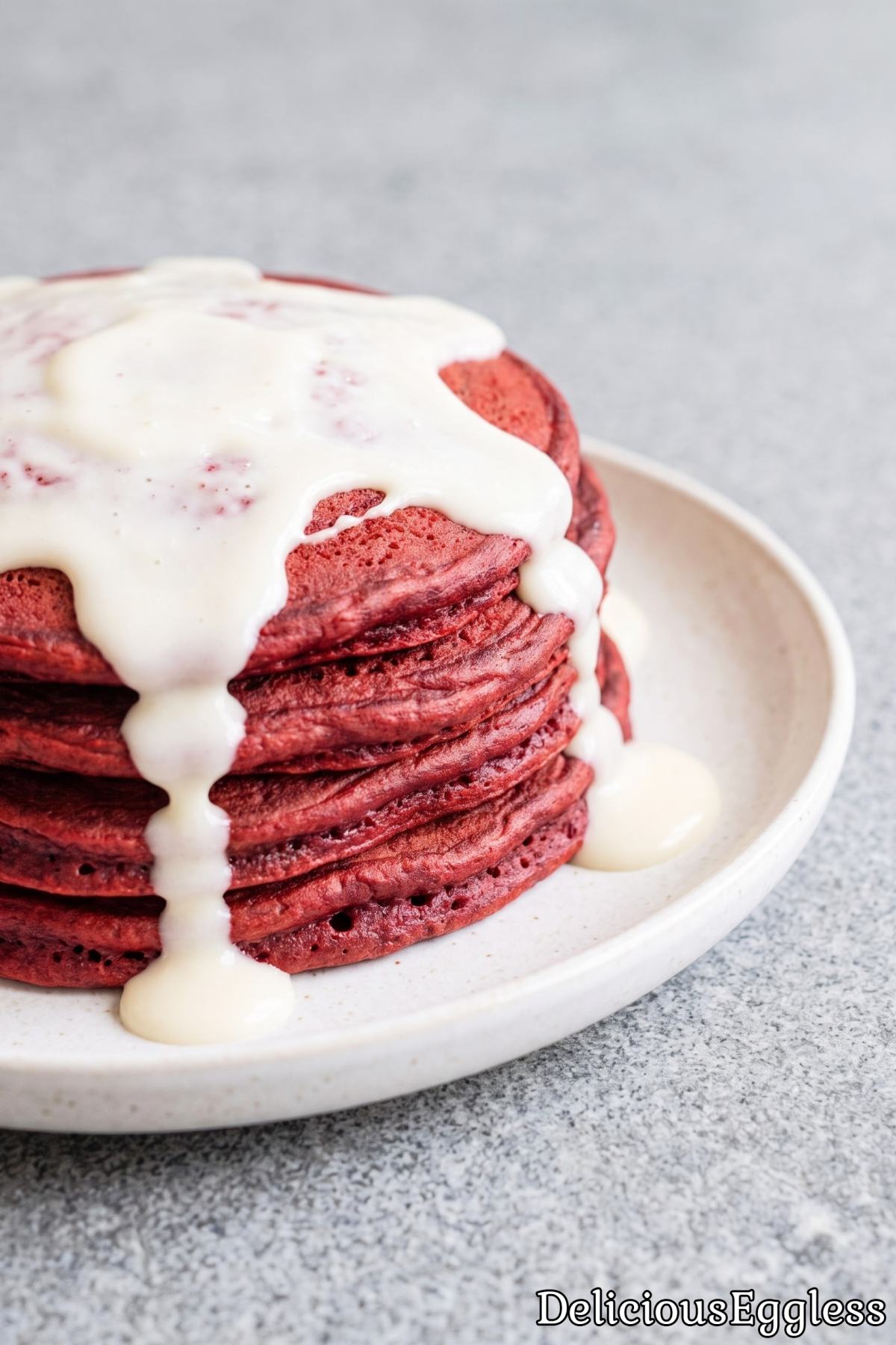 Warm eggless red velvet pancakes