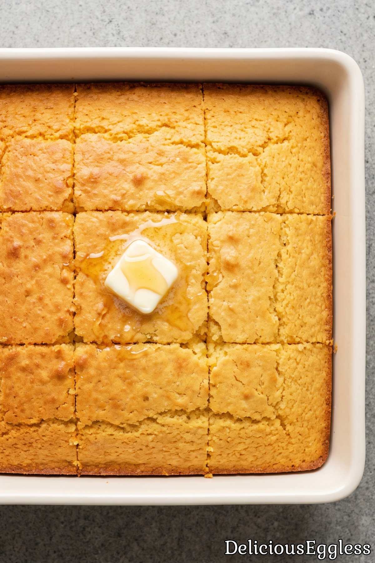 Sweet cornbread made without eggs