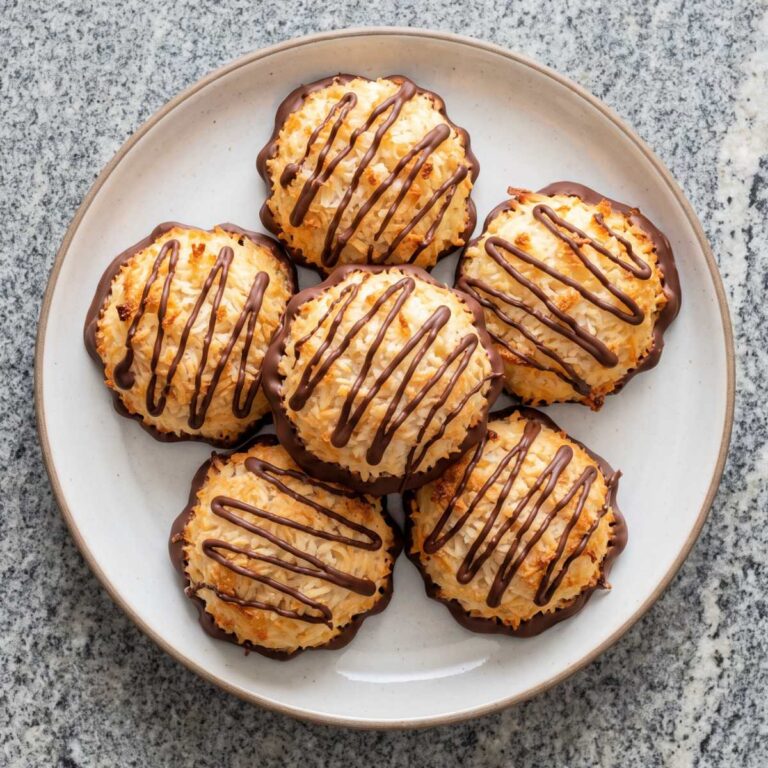 Eggless Chewy Coconut Macaroons