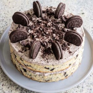 Eggless Cookies & Cream Cake