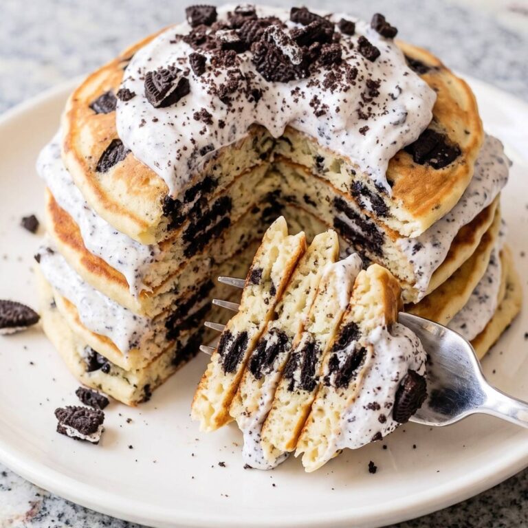 Eggless Cookies & Cream Pancakes