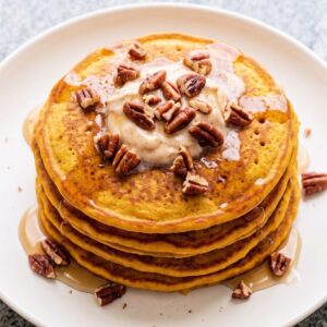Eggless Pumpkin Spice Pancakes
