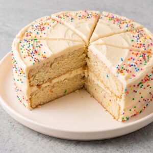 Eggless Vanilla Birthday Cake